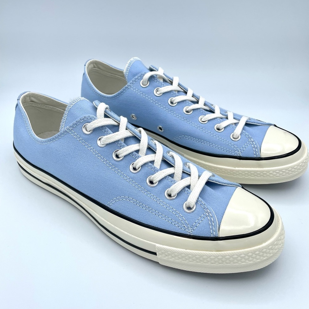 Converse.